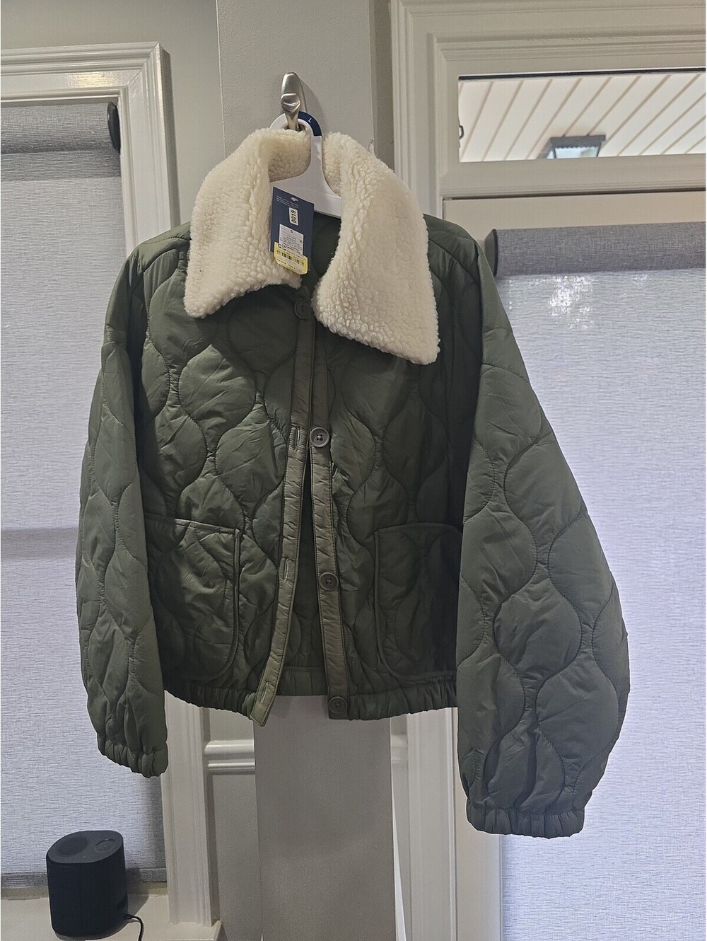Small brand new women's coat from target item 19G1